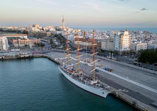 Dar Młodzieży in the port of Cadiz. Photo: A. Dopke