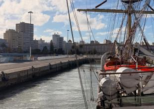 Dar Młodzieży leave port in Cadiz and heads for the Atlantic. Photo: M. Sadowski