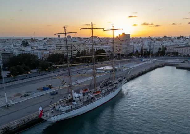 Dar Młodzieży in Cadiz. Photo:  A. Dopke
